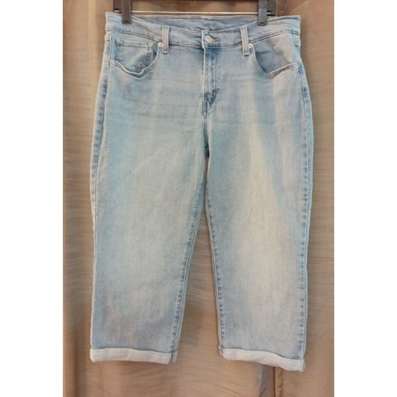 Levi's Denim - Women's Levi's Stretchy Comfortable Roll Cuff Jean's Size 32